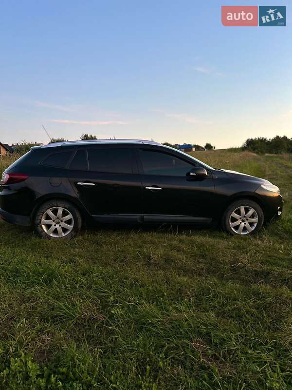 Универсал Renault Megane 2011 в Черновцах