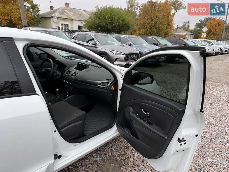 Хэтчбек Renault Megane 2015 в Полтаве