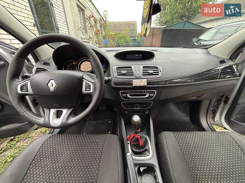 Универсал Renault Megane 2011 в Мироновке фото 9 Универсал Renault Megane 2011 в Мироновке