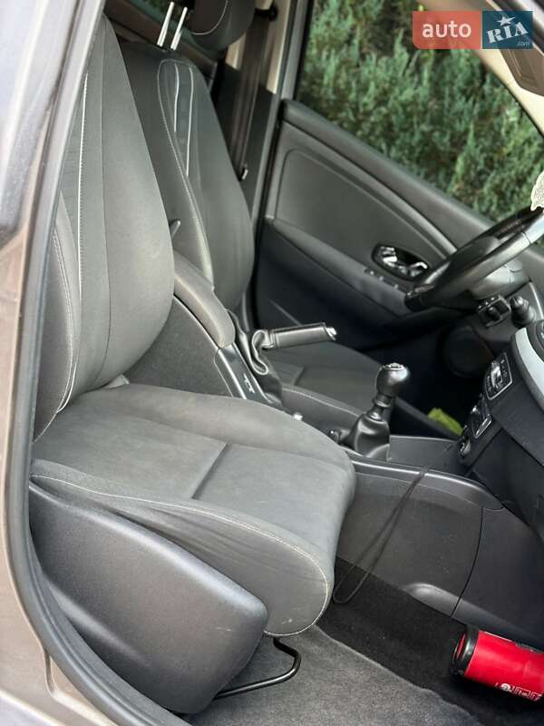 Хэтчбек Renault Megane 2013 в Самборе