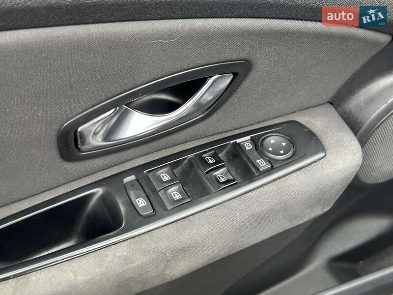 Хэтчбек Renault Megane 2011 в Киеве