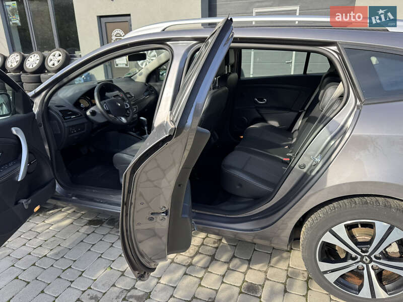 Универсал Renault Megane 2011 в Староконстантинове