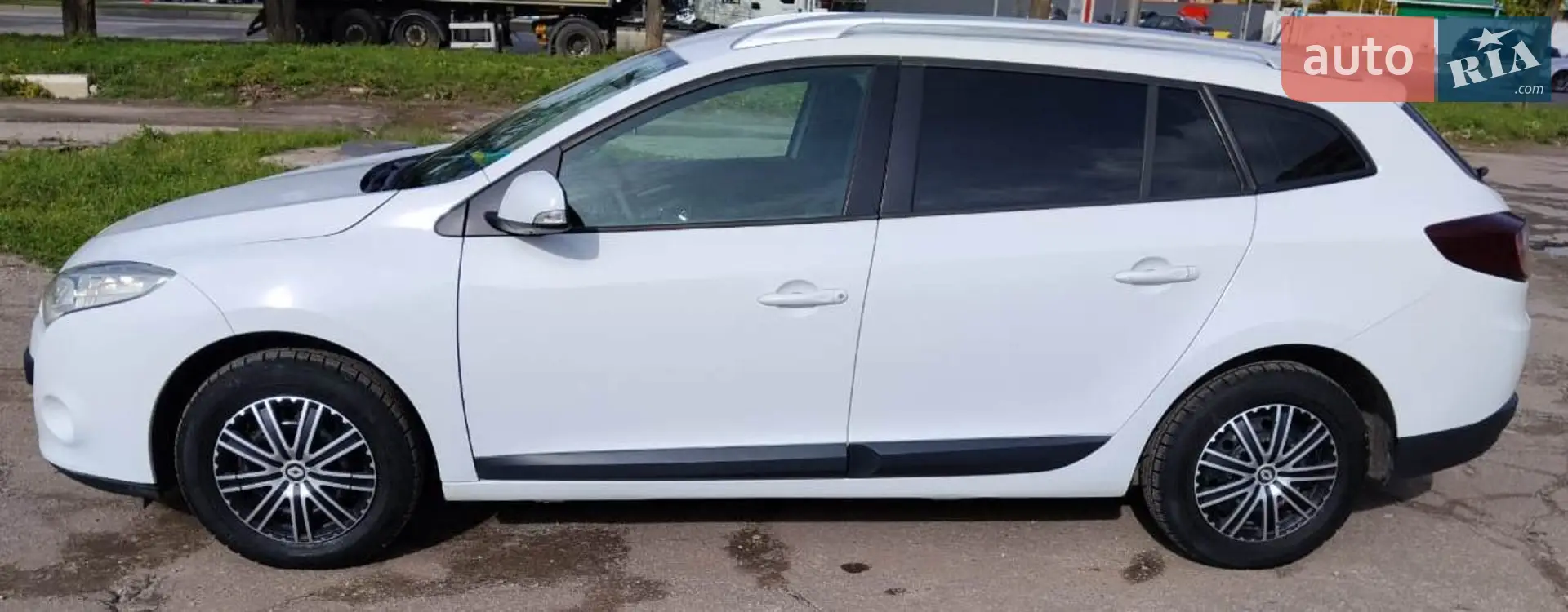 2010 Renault Megane - мініатюра 3