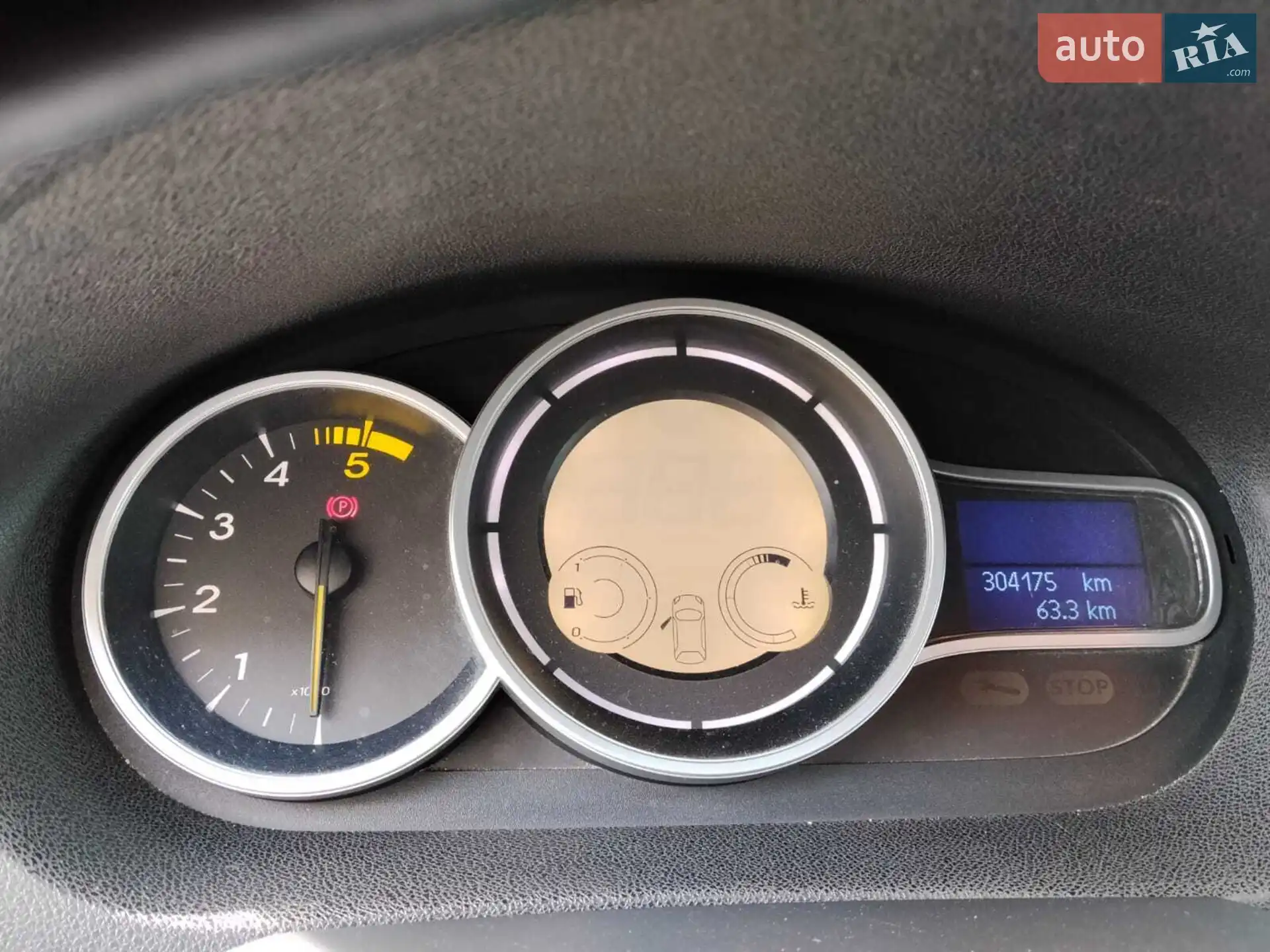 2010 Renault Megane - мініатюра 12