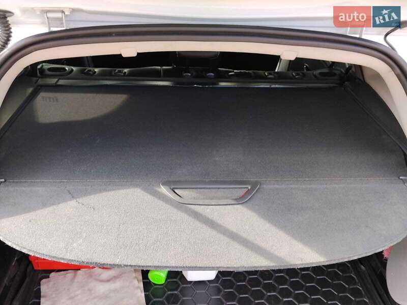 Універсал Renault Megane 2010 в Тернополі фото 15 Універсал Renault Megane 2010 в Тернополі