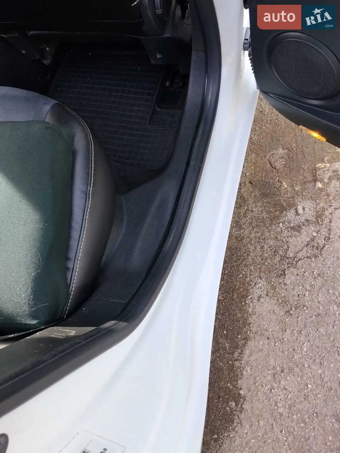 2010 Renault Megane - мініатюра 19