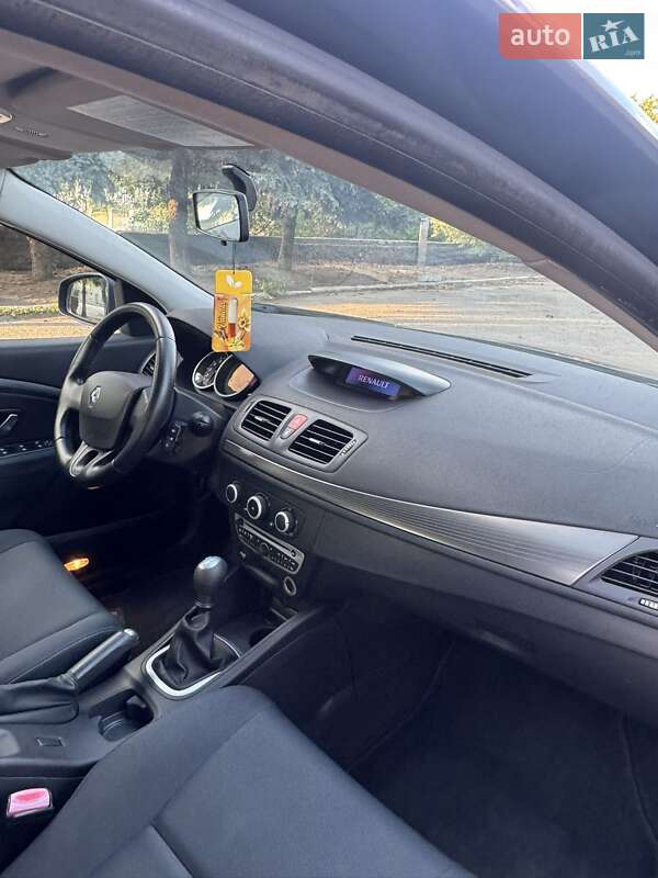 Хетчбек Renault Megane 2009 в Вознесенську фото 3 Хетчбек Renault Megane 2009 в Вознесенську