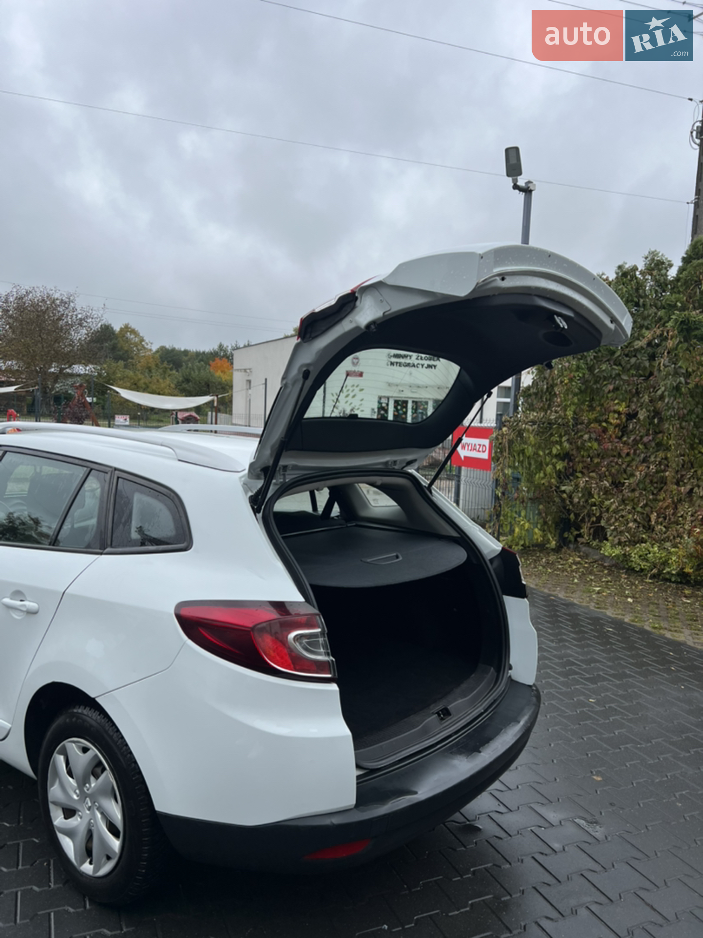 2015 Renault Megane - мініатюра 13