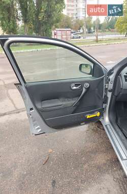 Універсал Renault Megane 2005 в  фото 40 Універсал Renault Megane 2005 в