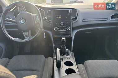 Хэтчбек Renault Megane 2018 в 