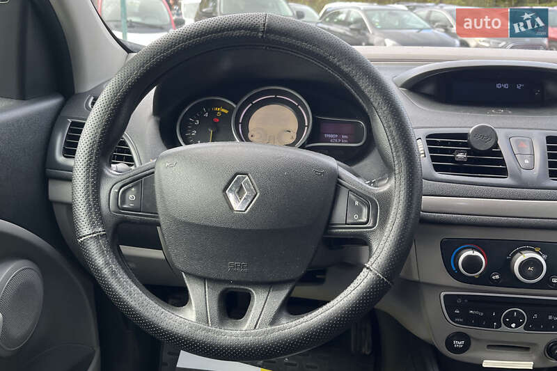 Хетчбек Renault Megane 2011 в Стрию фото 19 Хетчбек Renault Megane 2011 в Стрию