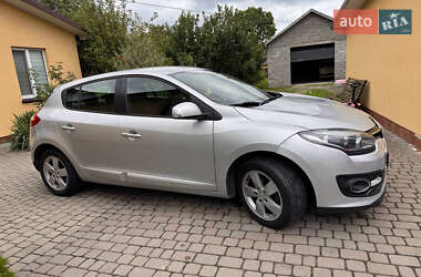 Хэтчбек Renault Megane 2014 в 