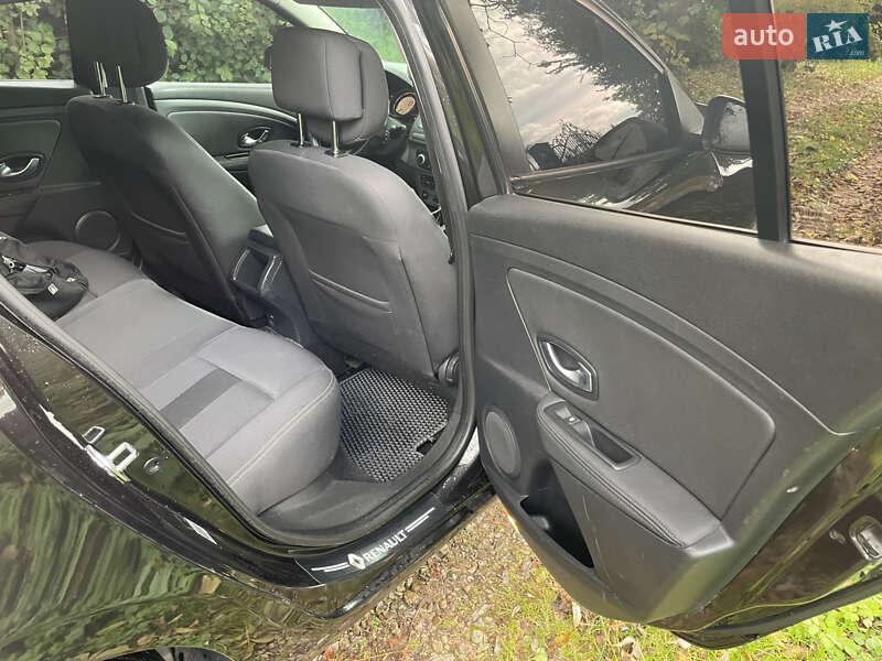 Хетчбек Renault Megane 2009 в Снятині фото 10 Хетчбек Renault Megane 2009 в Снятині