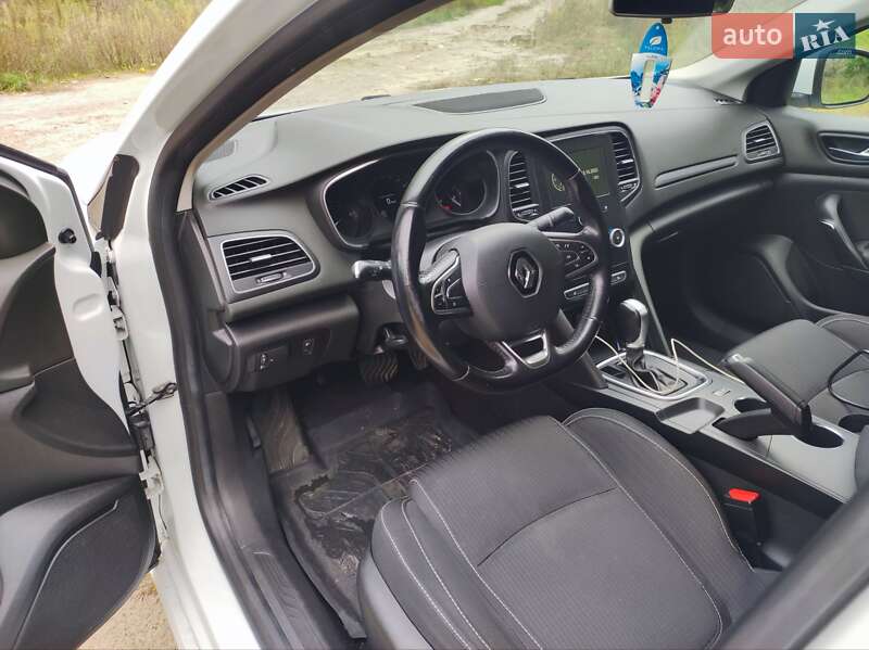 Седан Renault Megane 2017 в Києві фото 8 Седан Renault Megane 2017 в Києві