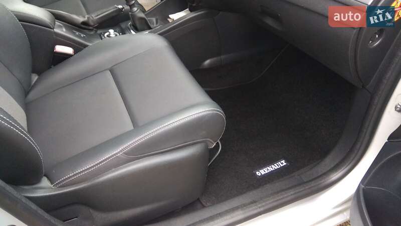 Хетчбек Renault Megane 2015 в Чернігові фото 13 Хетчбек Renault Megane 2015 в Чернігові