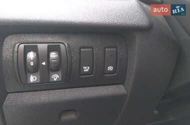 Хэтчбек Renault Megane 2015 в 