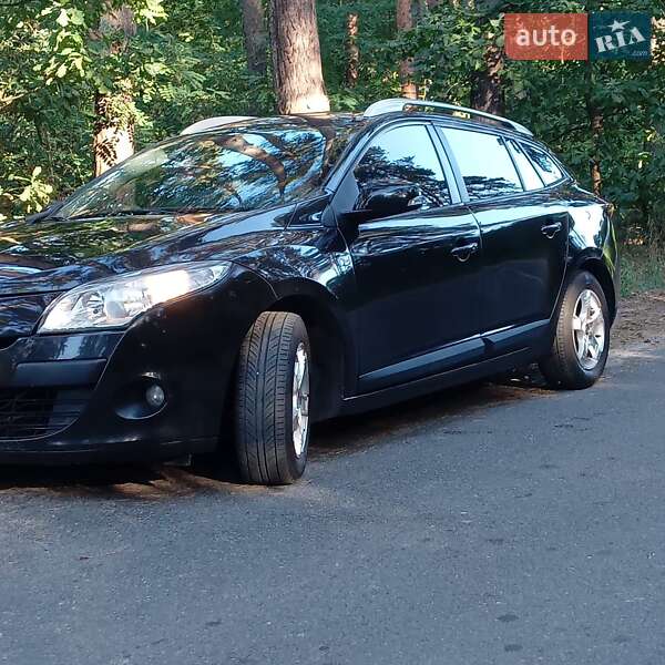Универсал Renault Megane 2009 в Белогородке