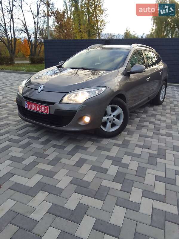 Универсал Renault Megane 2010 в 
