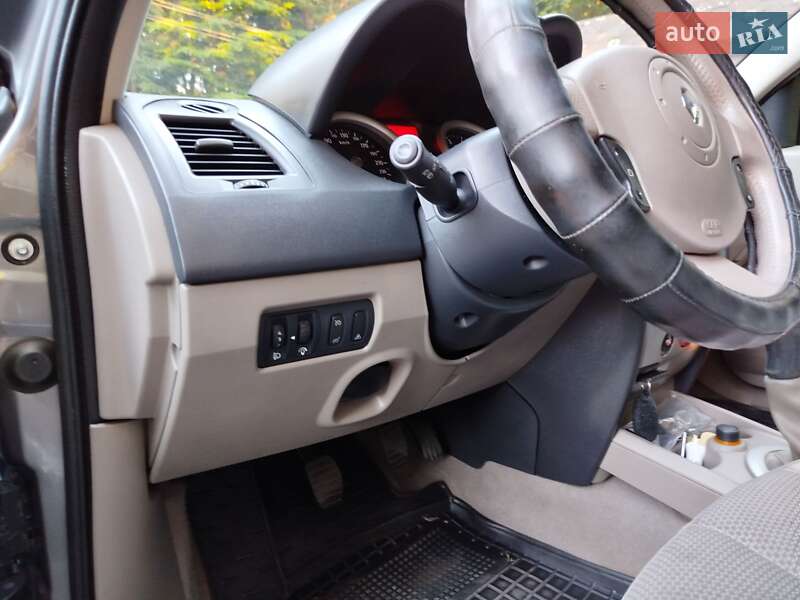 Універсал Renault Megane 2005 в Стебнику фото 19 Універсал Renault Megane 2005 в Стебнику