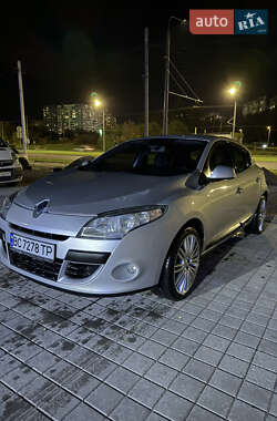 Хэтчбек Renault Megane 2009 в 
