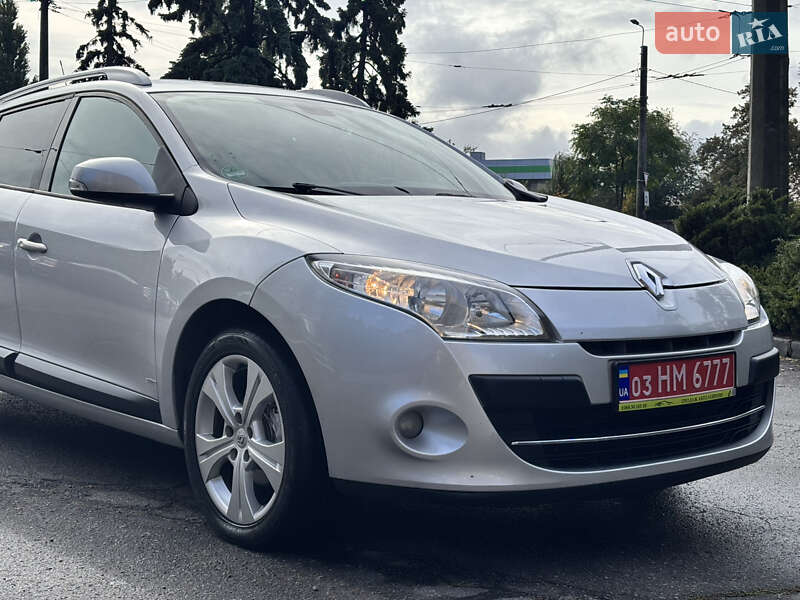 Универсал Renault Megane 2010 в Александрие