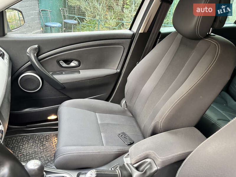 Универсал Renault Megane 2010 в Александрие