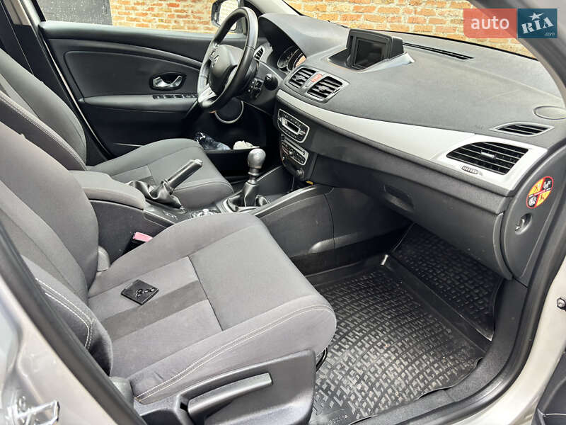Универсал Renault Megane 2010 в Александрие