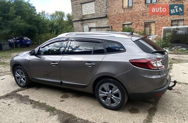 Универсал Renault Megane 2011 в 