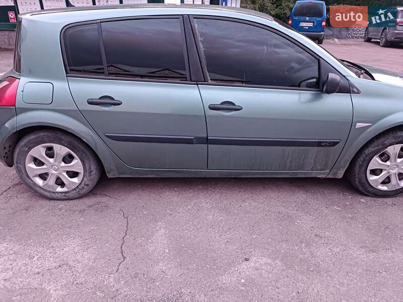 Хэтчбек Renault Megane 2003 в Кременце
