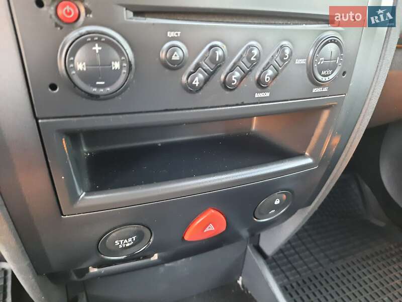 Седан Renault Megane 2008 в Полтаве