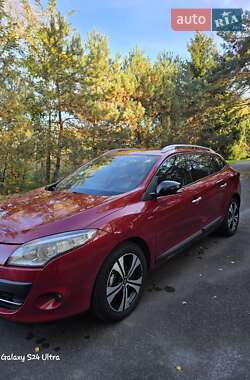Универсал Renault Megane 2011 в 