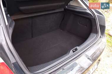 Хетчбек Renault Megane 2010 в 