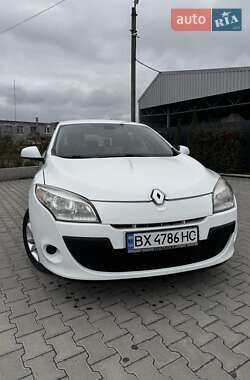 Хетчбек Renault Megane 2010 в  Хетчбек Renault Megane 2010 в