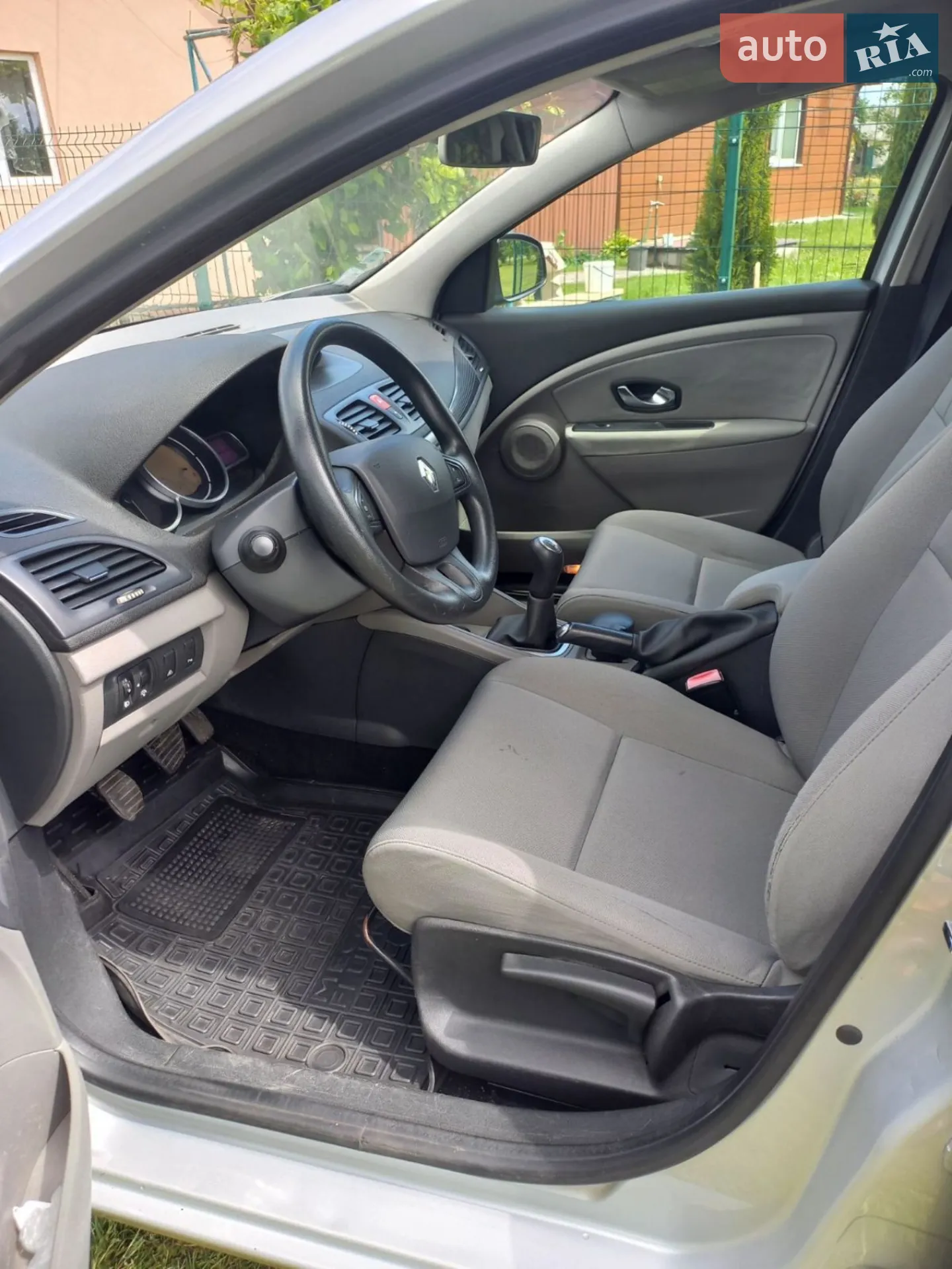 2010 Renault Megane - мініатюра 29
