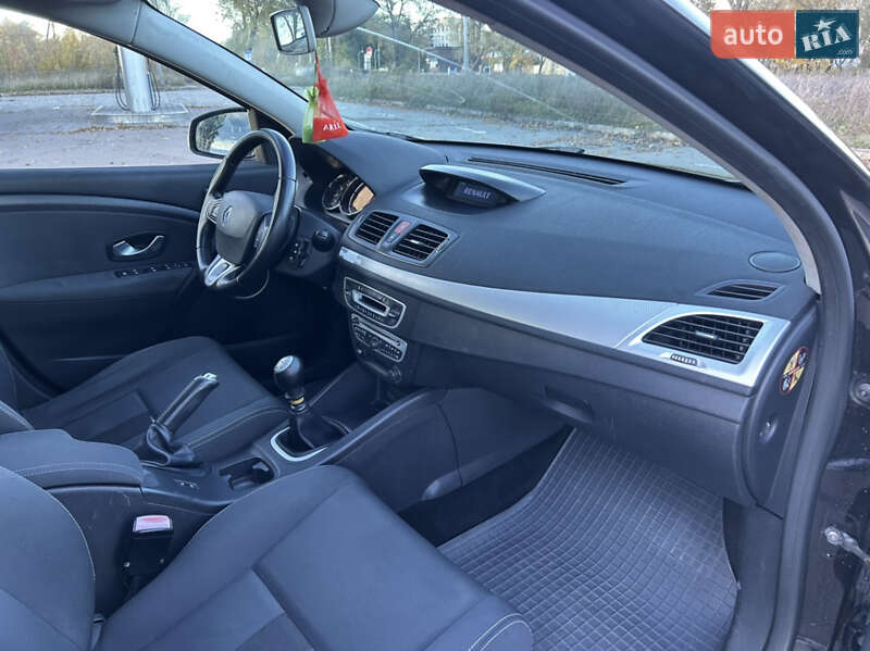 Хетчбек Renault Megane 2009 в Сарнах