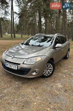 Универсал Renault Megane 2010 в 