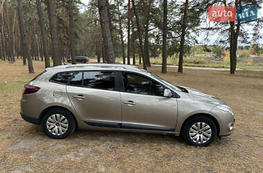 Универсал Renault Megane 2010 в 