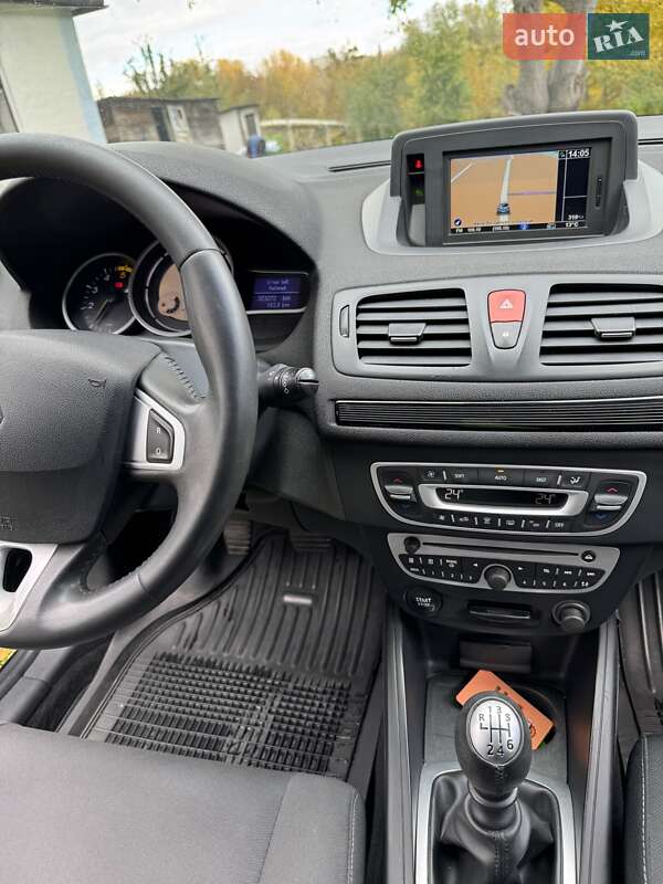 Универсал Renault Megane 2011 в Умани фото 6 Универсал Renault Megane 2011 в Умани