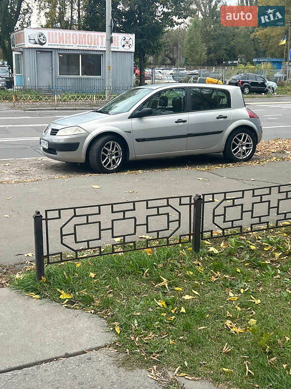 Хэтчбек Renault Megane 2002 в Киеве фото 6 Хэтчбек Renault Megane 2002 в Киеве