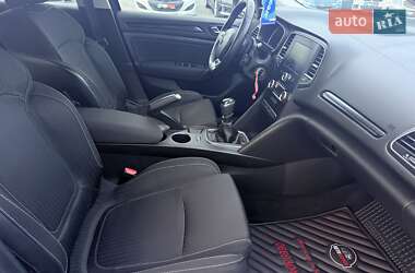 Універсал Renault Megane 2017 в  фото 21 Універсал Renault Megane 2017 в