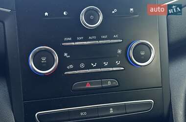 Універсал Renault Megane 2017 в  фото 31 Універсал Renault Megane 2017 в