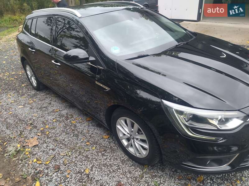 Универсал Renault Megane 2017 в Жовтанцах