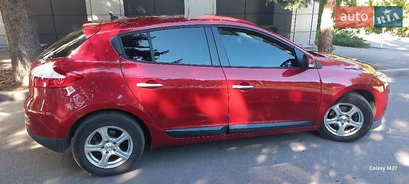 Хетчбек Renault Megane 2009 в Кам'янському фото 2 Хетчбек Renault Megane 2009 в Кам'янському