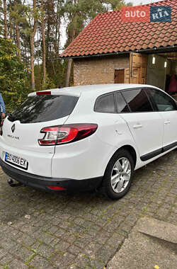 Универсал Renault Megane 2011 в 