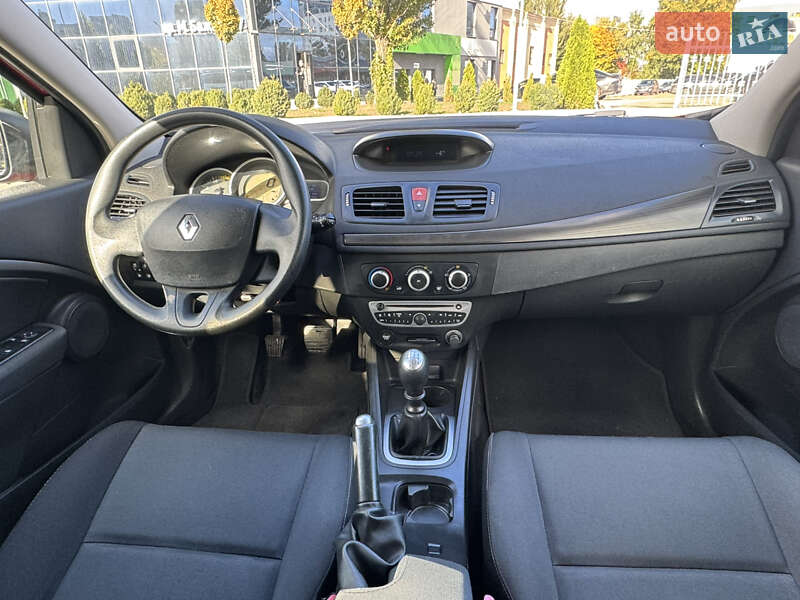 Универсал Renault Megane 2010 в Киеве фото 26 Универсал Renault Megane 2010 в Киеве