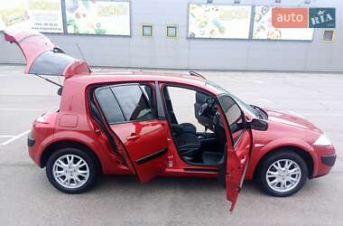 Хэтчбек Renault Megane 2008 в 