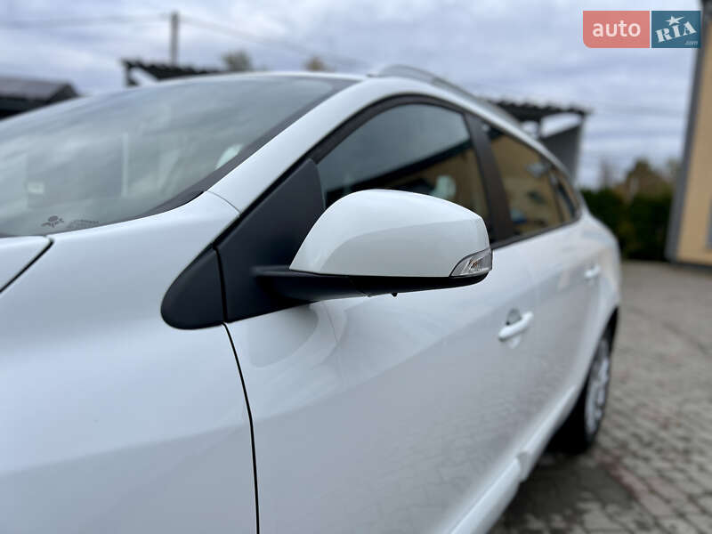 Универсал Renault Megane 2014 в Ивано-Франковске фото 35 Универсал Renault Megane 2014 в Ивано-Франковске