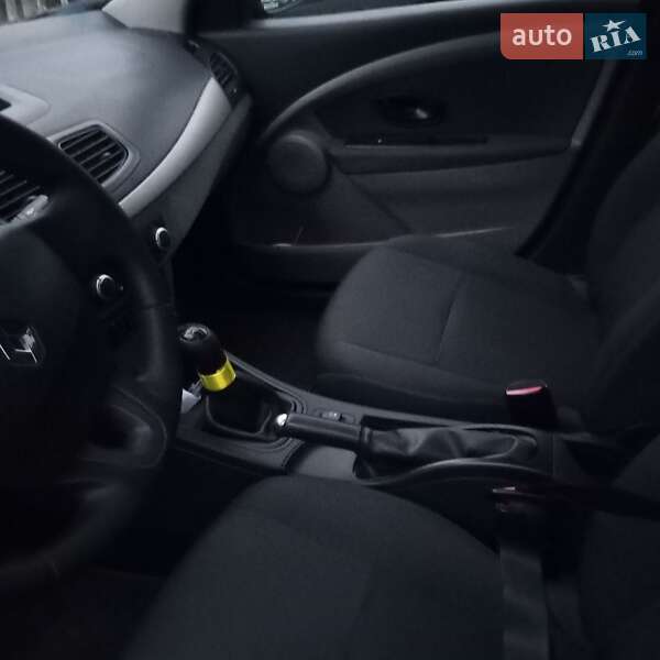 Хэтчбек Renault Megane 2011 в Чернигове