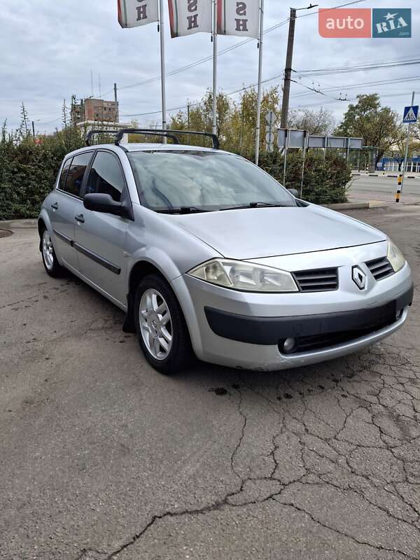 Хетчбек Renault Megane 2004 в 