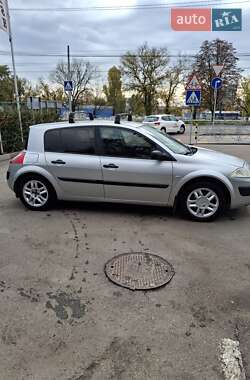 Хетчбек Renault Megane 2004 в 